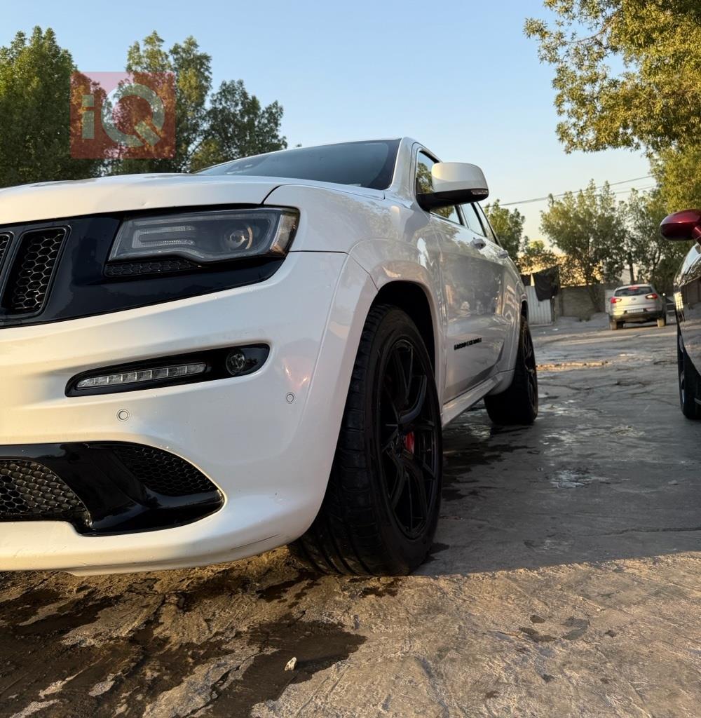 جيب جراند شيروكي